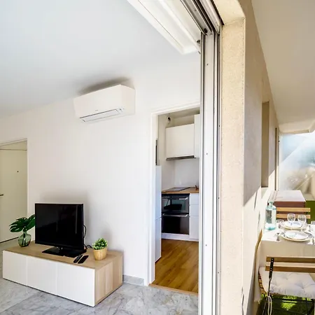 100M Plage Appartement Stella - Coeur Antibes Juan Antibes