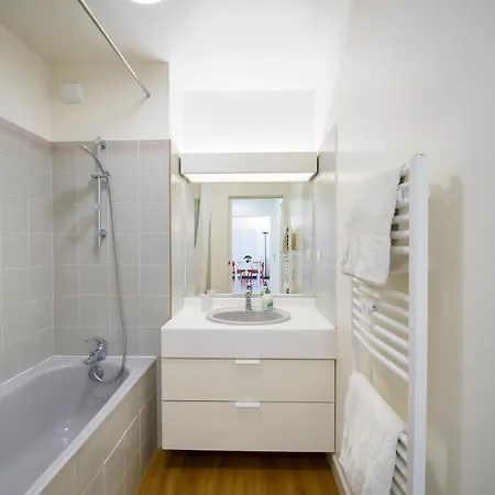 Apartament 100M Plage Appartement Stella - Coeur Antibes Juan